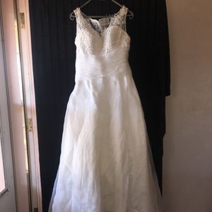 Wedding dress- NEW